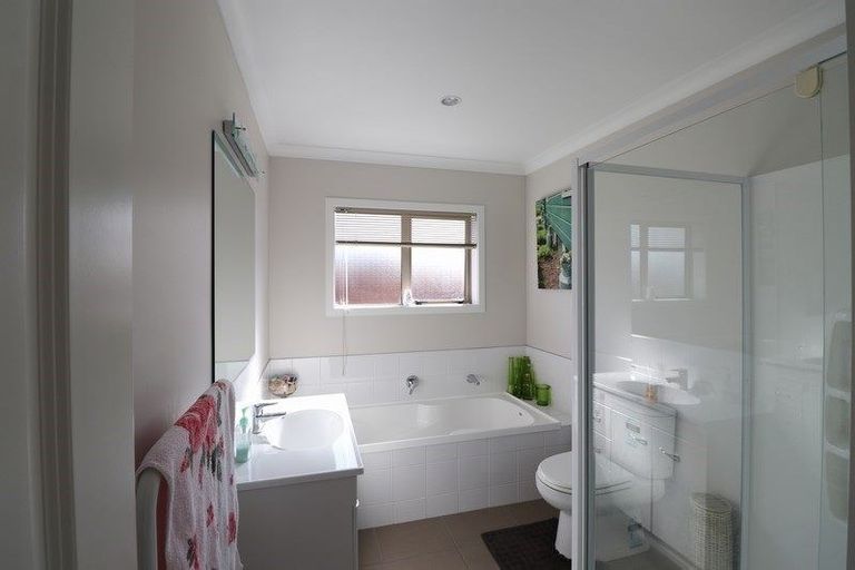 Photo of property in 3 Gilligan Close, College Estate, Whanganui, 4500