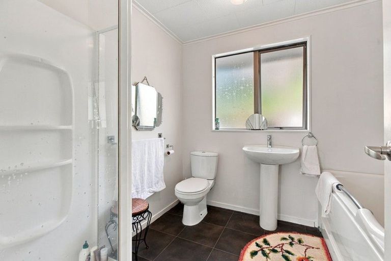 Photo of property in 44 Rangitake Drive, Spotswood, New Plymouth, 4310