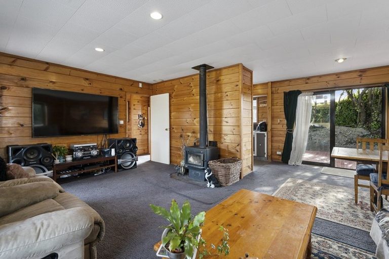 Photo of property in 134 John F Kennedy Drive, Milson, Palmerston North, 4414