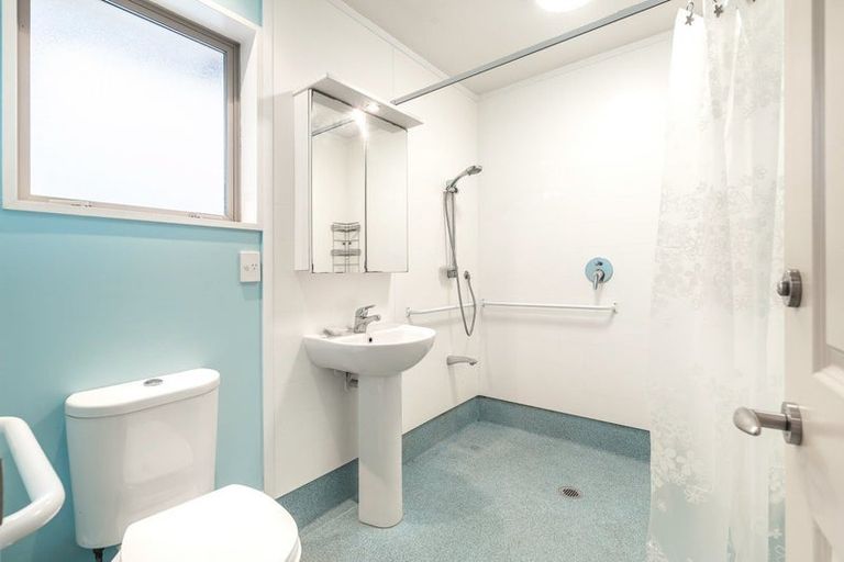 Photo of property in 1/37 Oakhampton Street, Hornby, Christchurch, 8042