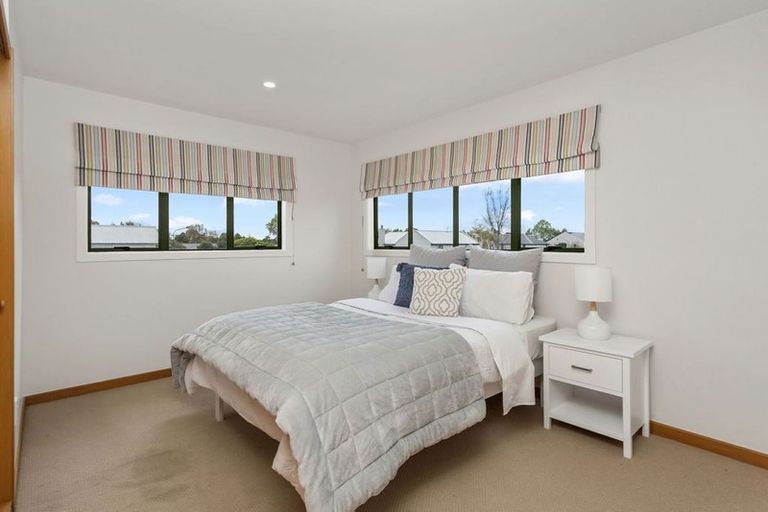 Photo of property in 31 Thornycroft Street, Fendalton, Christchurch, 8052