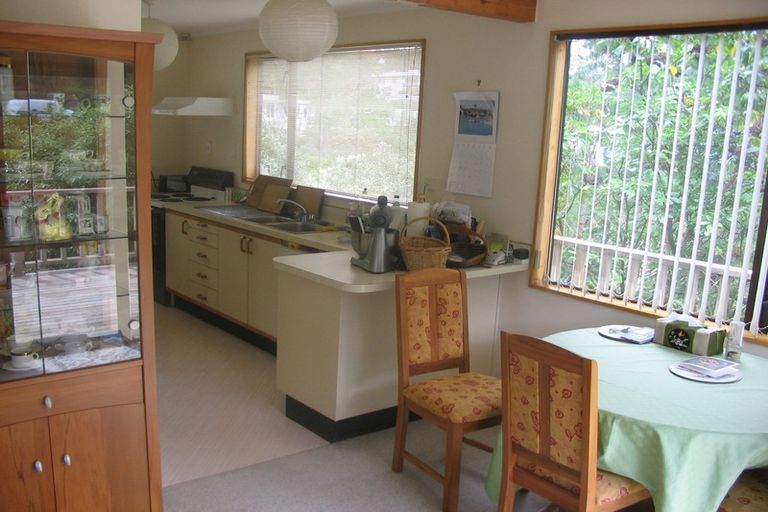 Photo of property in 13 Bendbrook Way, Ngaio, Wellington, 6035