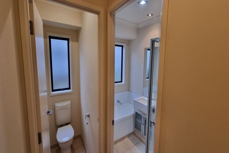 Photo of property in 6 Friar Close, Flat Bush, Auckland, 2019