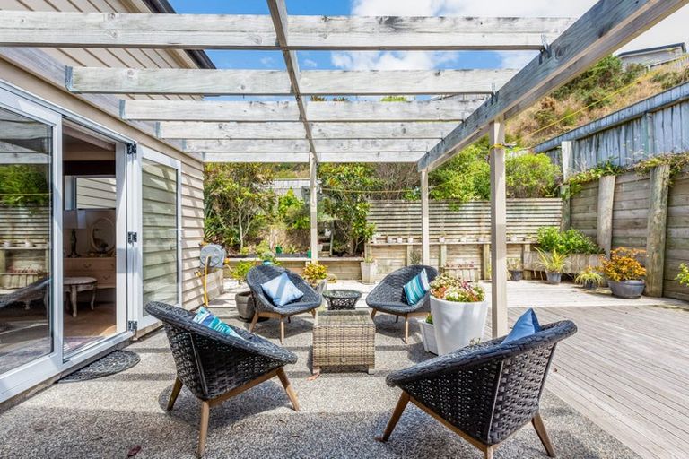 Photo of property in 66 Staithes Drive North, Whitby, Porirua, 5024