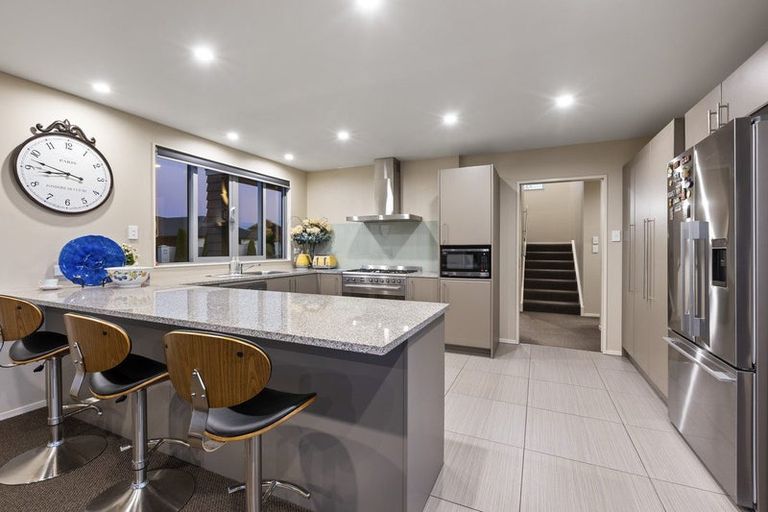 Photo of property in 189 Heta Road, Highlands Park, New Plymouth, 4312