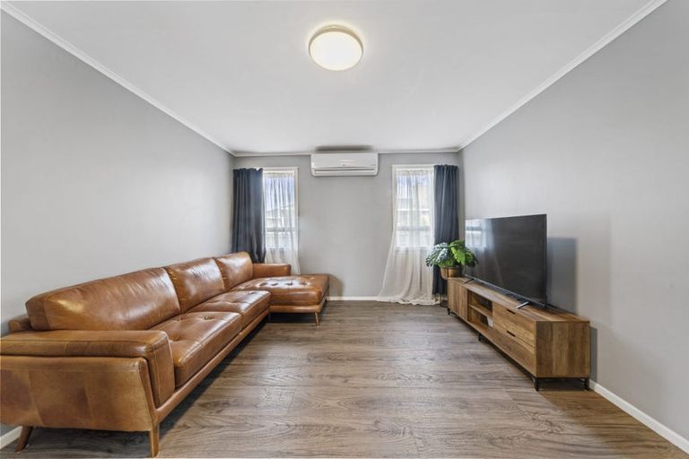 Photo of property in 143 Clevedon Road, Papakura, 2110