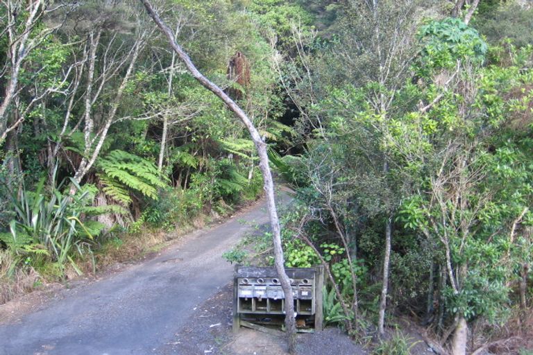 Photo of property in 150a Konini Road, Titirangi, Auckland, 0604