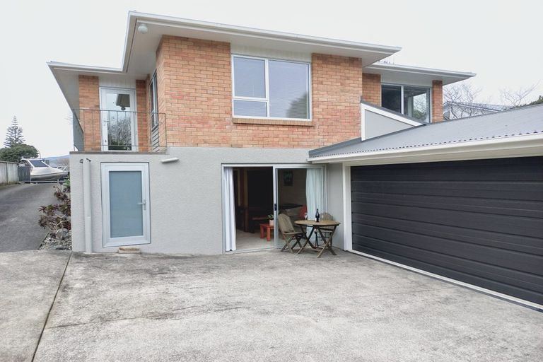 Photo of property in 22 Bluegum Road, Paraparaumu Beach, Paraparaumu, 5032