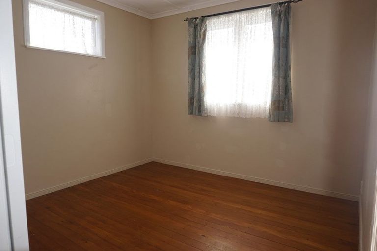 Photo of property in 2 Armstrong Street, Huntly, 3700