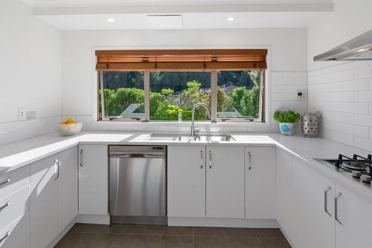 Photo of property in 41 Kristin Lane, Albany, Auckland, 0632