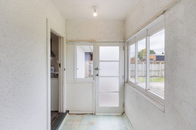 Photo of property in 32 Keeling Street, West End, Palmerston North, 4412