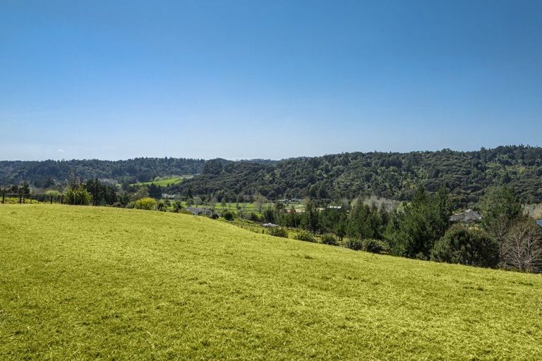 Photo of property in 112b Mahoenui Valley Road, Coatesville, 0793