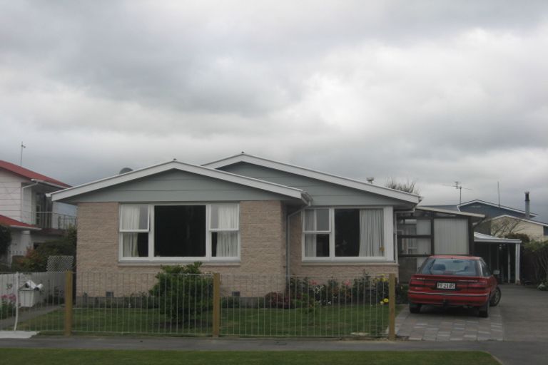 Photo of property in 39 Reynolds Avenue, Bishopdale, Christchurch, 8053