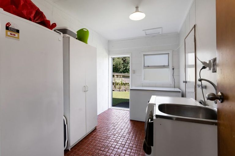 Photo of property in 30 Motukari Place, Onaero, Waitara, 4383