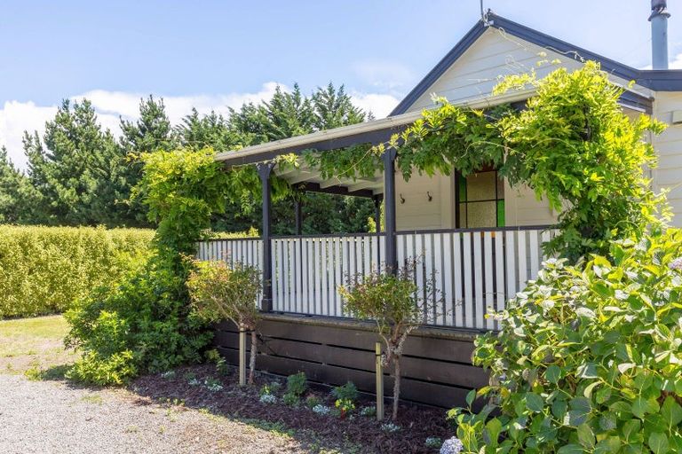 Photo of property in 842 State Highway 2, Opaki, Masterton, 5881