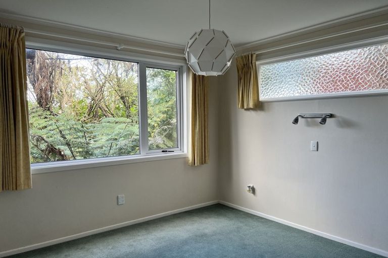 Photo of property in 5 Kau Kau Way, Ngaio, Wellington, 6035