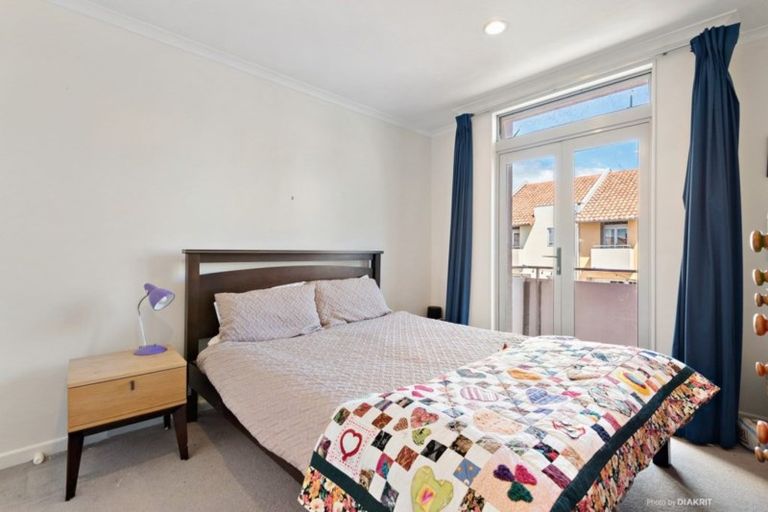 Photo of property in Marrakech Cafe, 54/305 Evans Bay Parade, Hataitai, Wellington, 6021