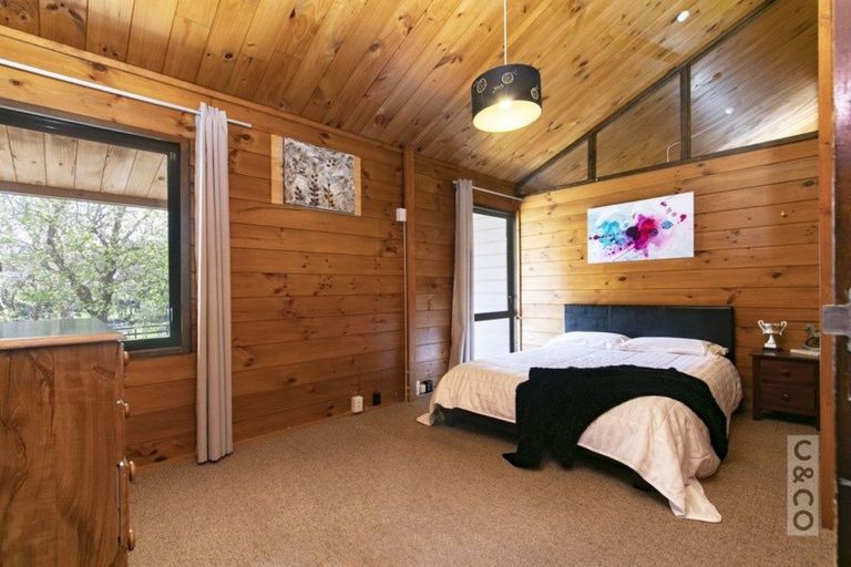 Photo of property in 10 Taha Road, Waimauku, 0881