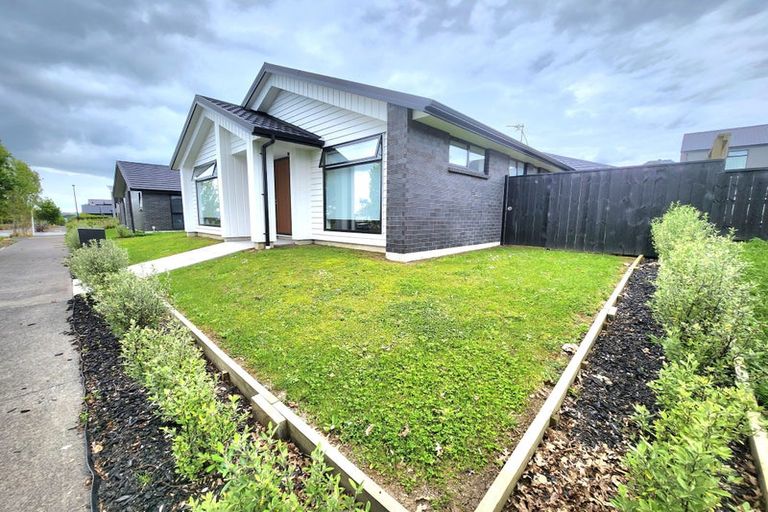 Photo of property in 4 Jonah Lomu Drive, Paerata, 2124