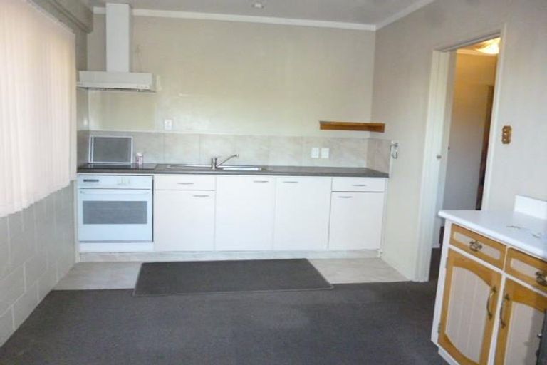 Photo of property in 15 Cheriton Road, Mellons Bay, Auckland, 2014