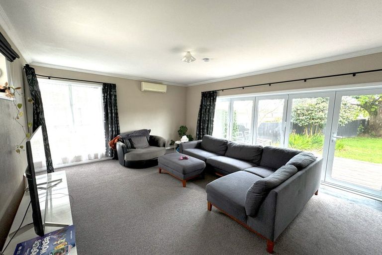 Photo of property in 14 Austin Place, Awapuni, Palmerston North, 4412