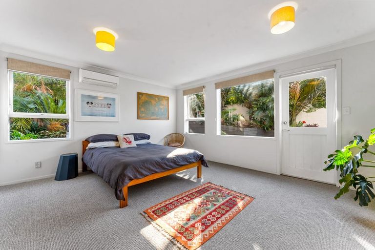 Photo of property in 1/1 Park Avenue, Takapuna, Auckland, 0622