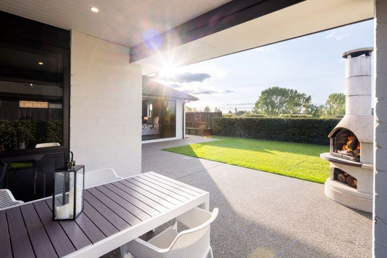 Photo of property in 32 Helen June Avenue, Flagstaff, Hamilton, 3210