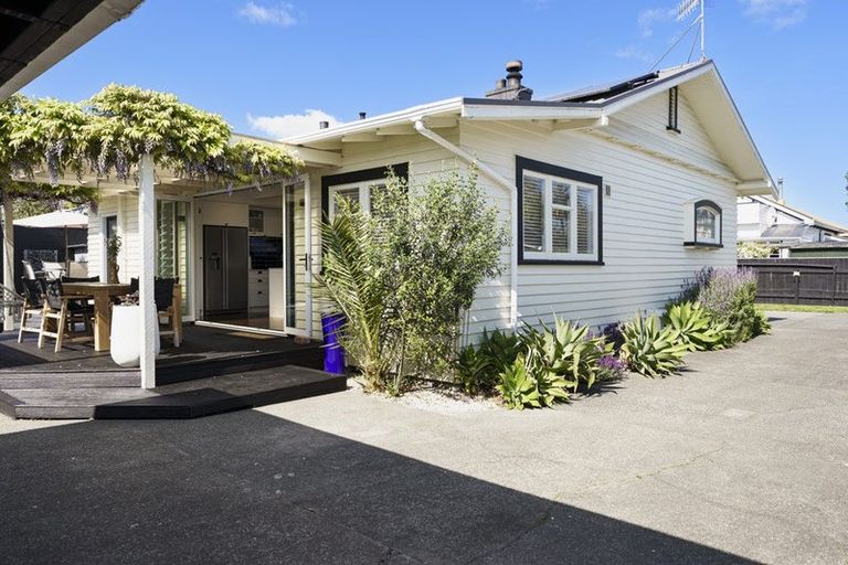 Photo of property in 19a Jull Street, Napier South, Napier, 4110