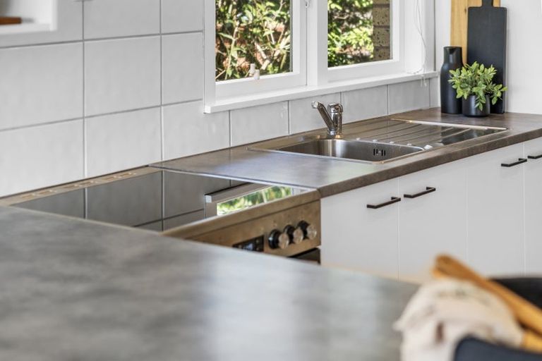 Photo of property in 16 Prisk Street, Melville, Hamilton, 3206