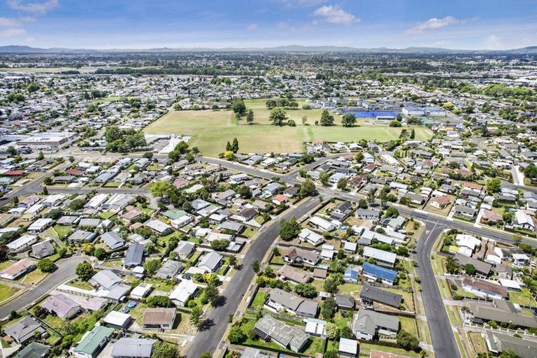 Photo of property in 11 Blomfield Street, Nawton, Hamilton, 3200