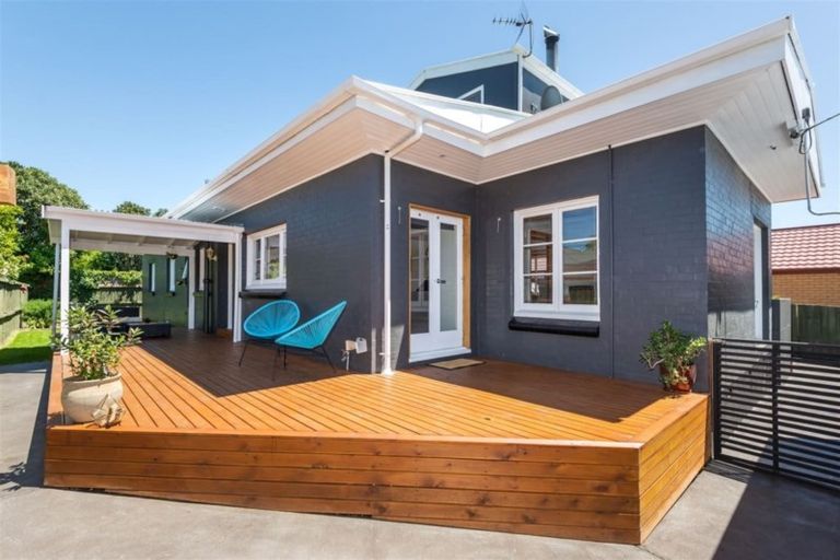 Photo of property in 28 Croydon Street, Sydenham, Christchurch, 8023