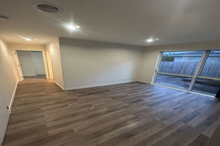 Photo of property in 30 Silver Moon Road, Albany Heights, Auckland, 0632