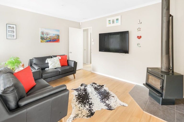 Photo of property in 4 Hereford Place, Grandview Heights, Hamilton, 3200