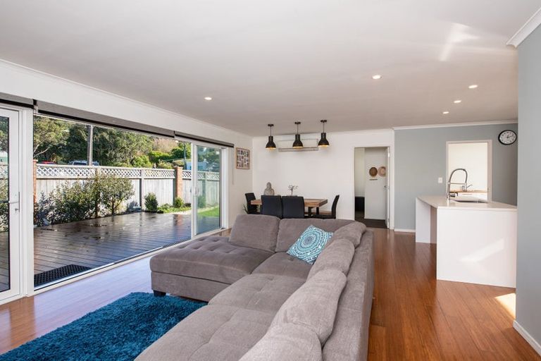 Photo of property in 18 Sim Street, Johnsonville, Wellington, 6037