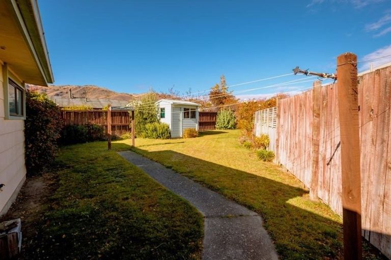 Photo of property in 20 Syndic Street, Cromwell, 9310