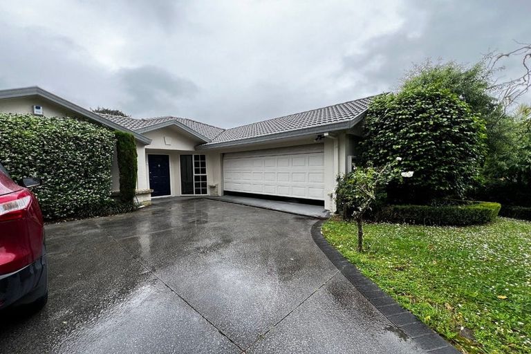 Photo of property in 7 Godwin Court, Unsworth Heights, Auckland, 0632