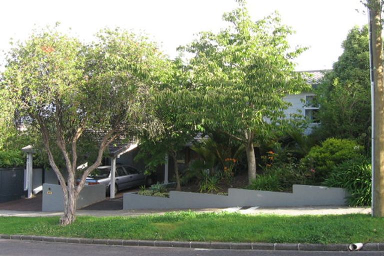 Photo of property in 2 Appleyard Crescent, Meadowbank, Auckland, 1072