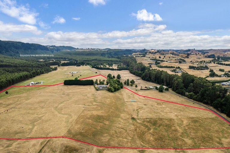 Photo of property in 119 Holyoakes Road, Kinloch, Taupo, 3377