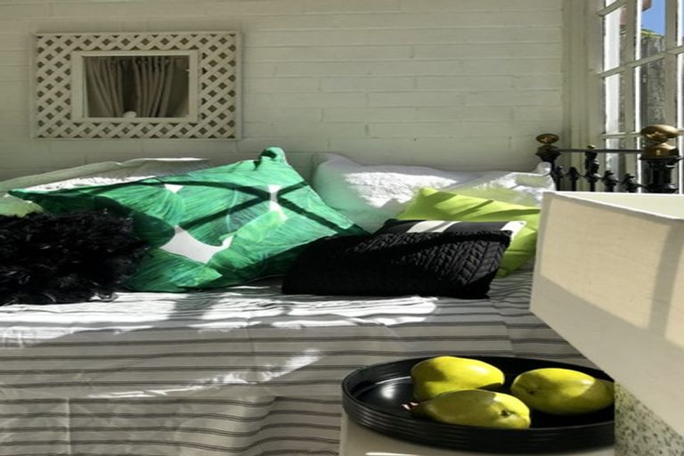 Photo of property in 36 Heriot Row, Dunedin Central, Dunedin, 9016