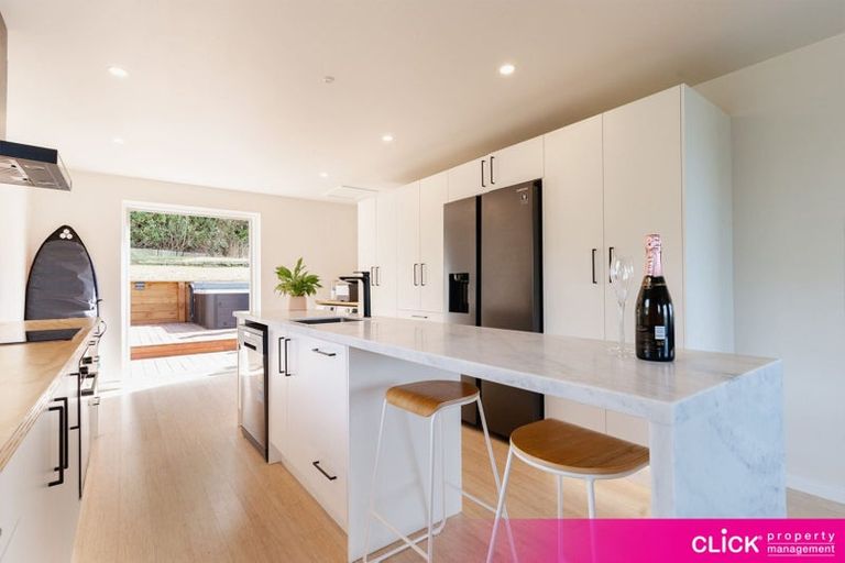 Photo of property in 28 Seaview Terrace, Kew, Dunedin, 9012