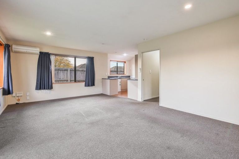 Photo of property in 9d Lindon Street, Rangiora, 7400