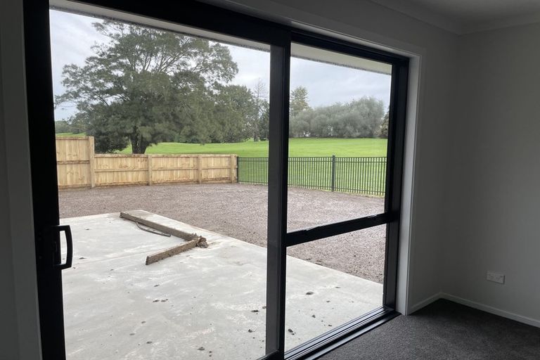 Photo of property in 77 Murray Ward Drive, Te Kauwhata, 3710