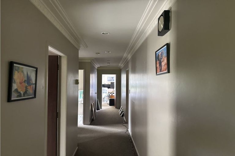 Photo of property in 23 Madill Road, St Andrews, Hamilton, 3200