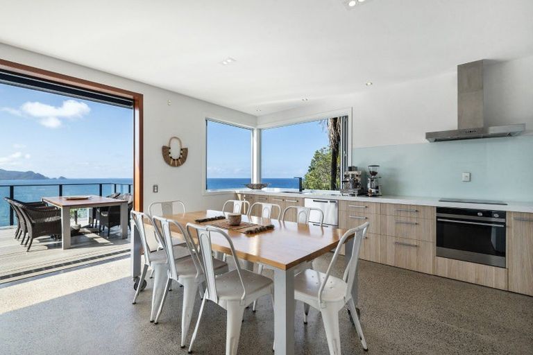 Photo of property in 24 Oceana Heights, Tairua, 3508
