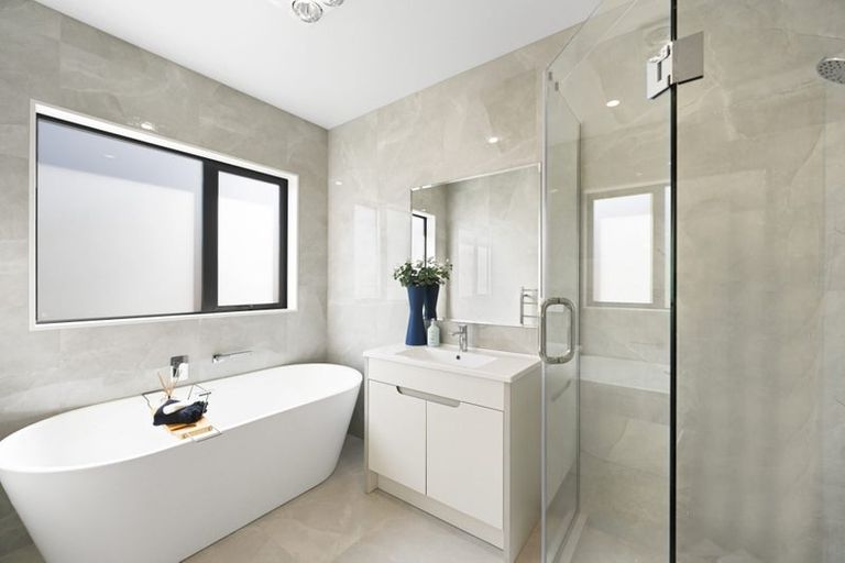 Photo of property in 78 Forest Lake Road, Forest Lake, Hamilton, 3200