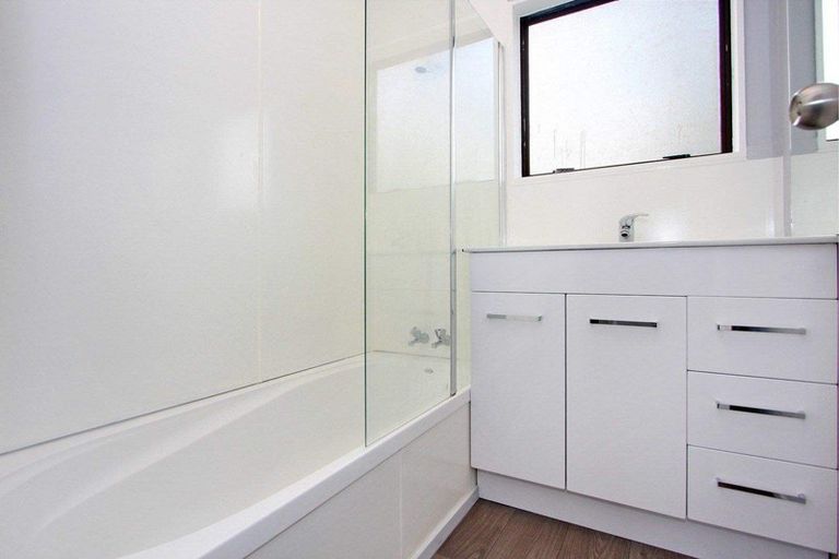 Photo of property in 12/783 Great South Road, Wiri, Auckland, 2104