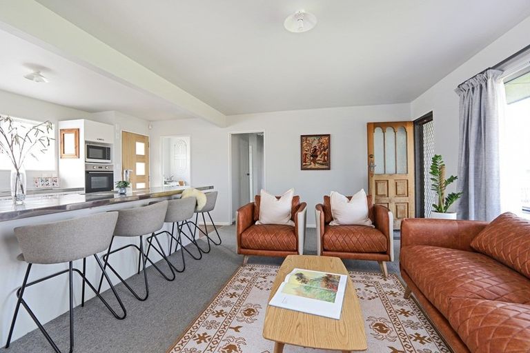 Photo of property in 51 Columbus Crescent, Flaxmere, Hastings, 4120