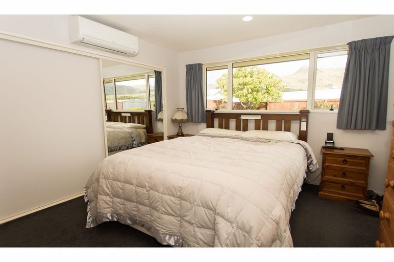 Photo of property in 67 Mauger Drive, Heathcote Valley, Christchurch, 8022