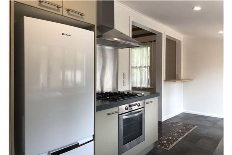 Photo of property in 95 Olliviers Road, Phillipstown, Christchurch, 8011