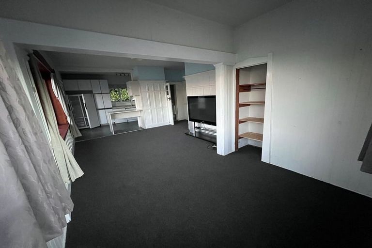 Photo of property in 9 Piko Crescent, Riccarton, Christchurch, 8041